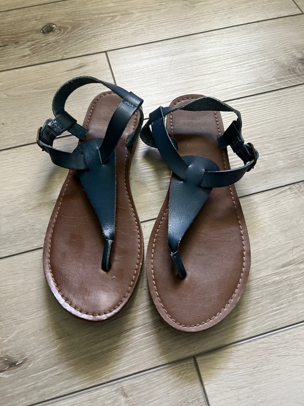 Mossimo Supply Co Sandals
